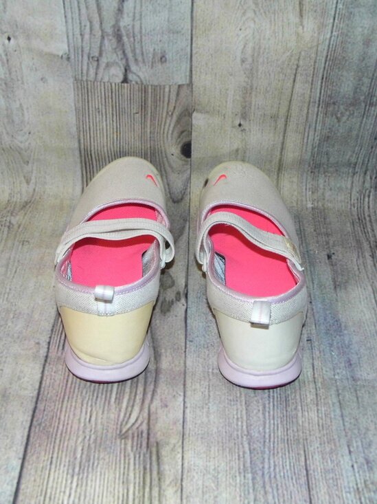 NIKE Free Mary Jane White/Pink Sneakers Womens Size 7 - Picture 5 of 8